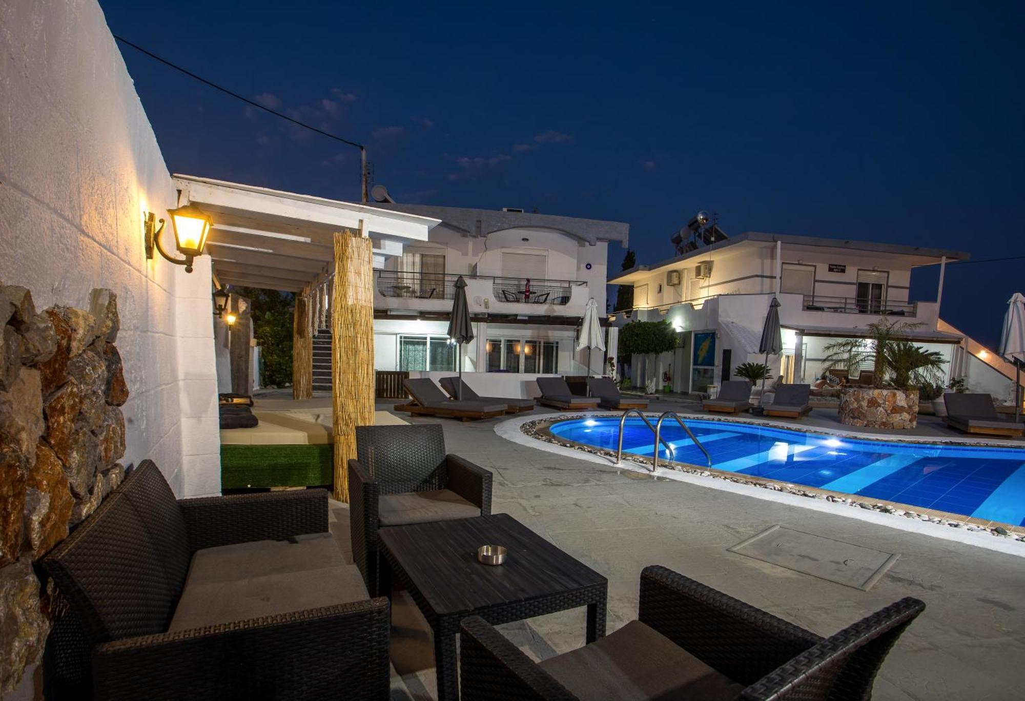 Toulas Studios & Apts No2 Faliraki Bagian luar foto
