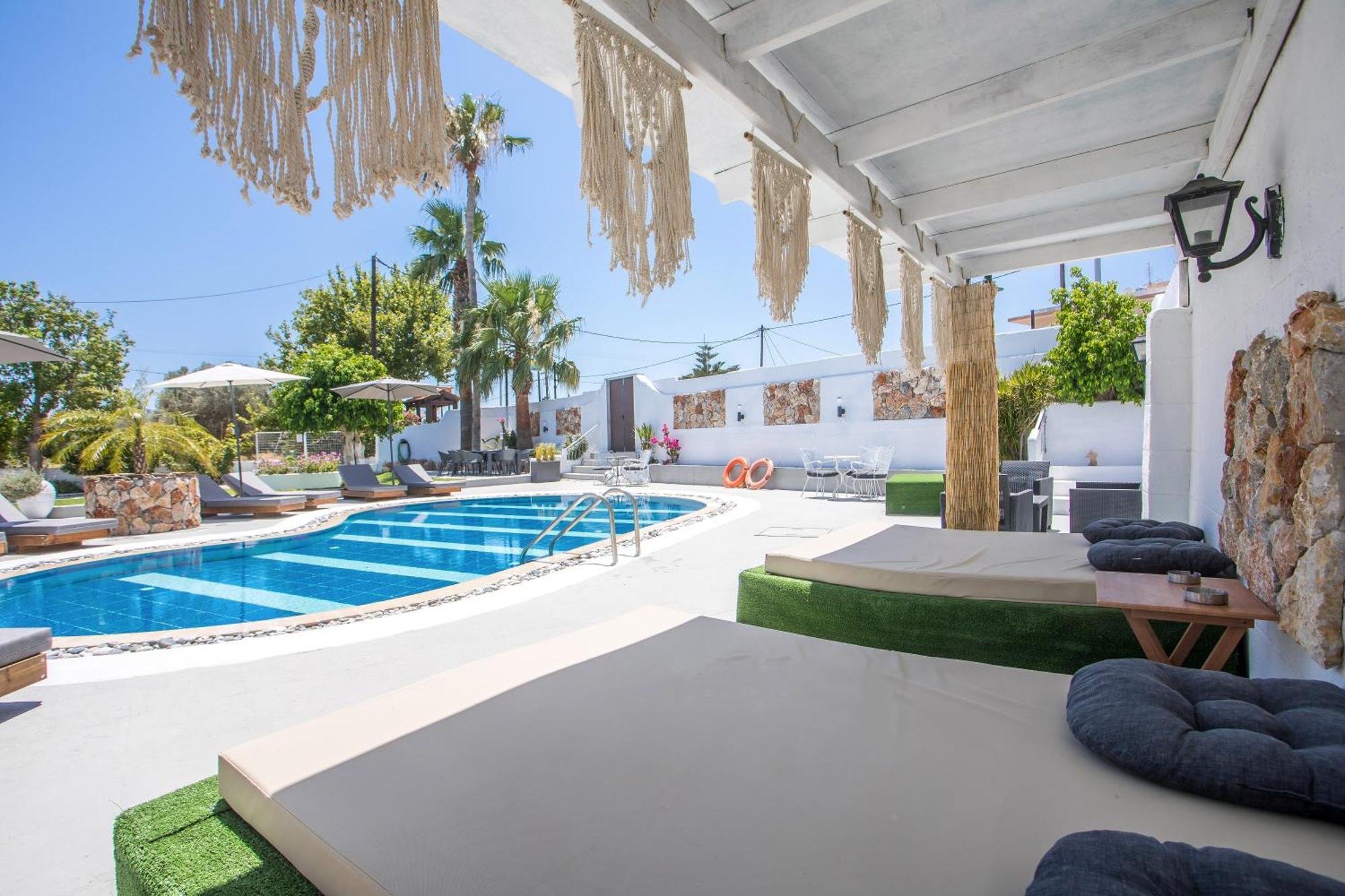 Toulas Studios & Apts No2 Faliraki Bagian luar foto
