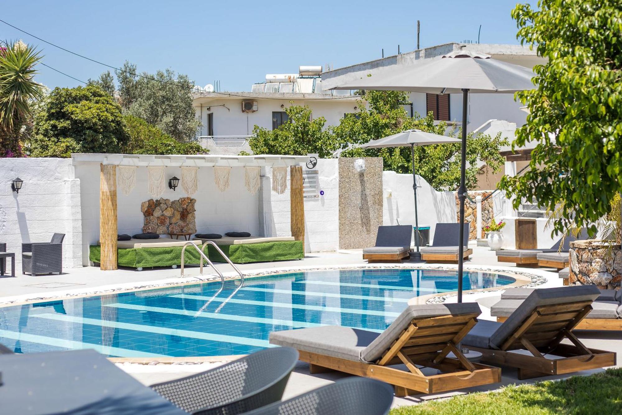 Toulas Studios & Apts No2 Faliraki Bagian luar foto