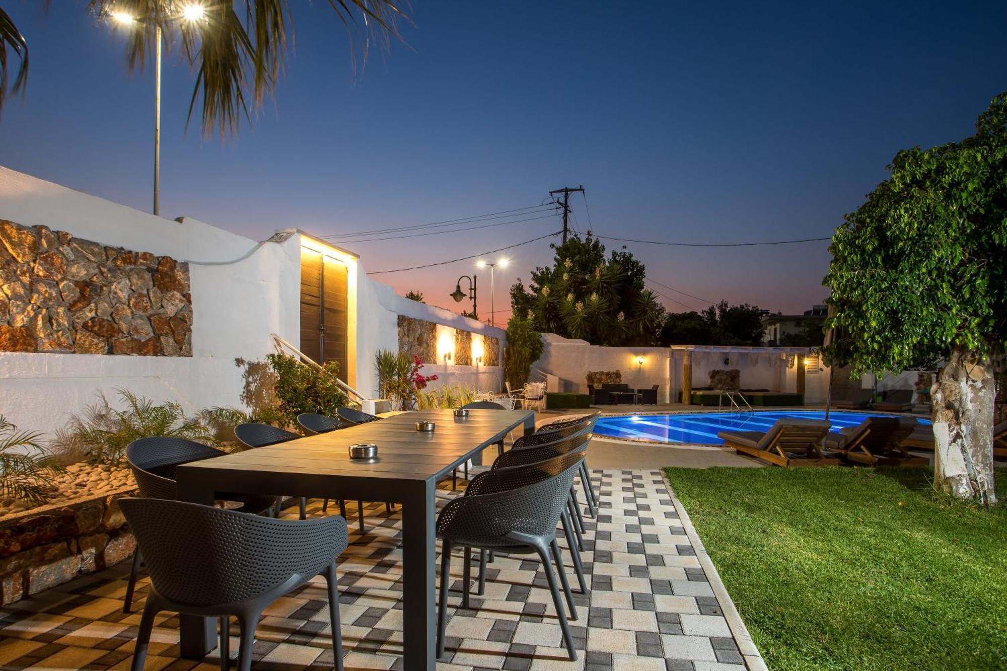 Toulas Studios & Apts No2 Faliraki Bagian luar foto