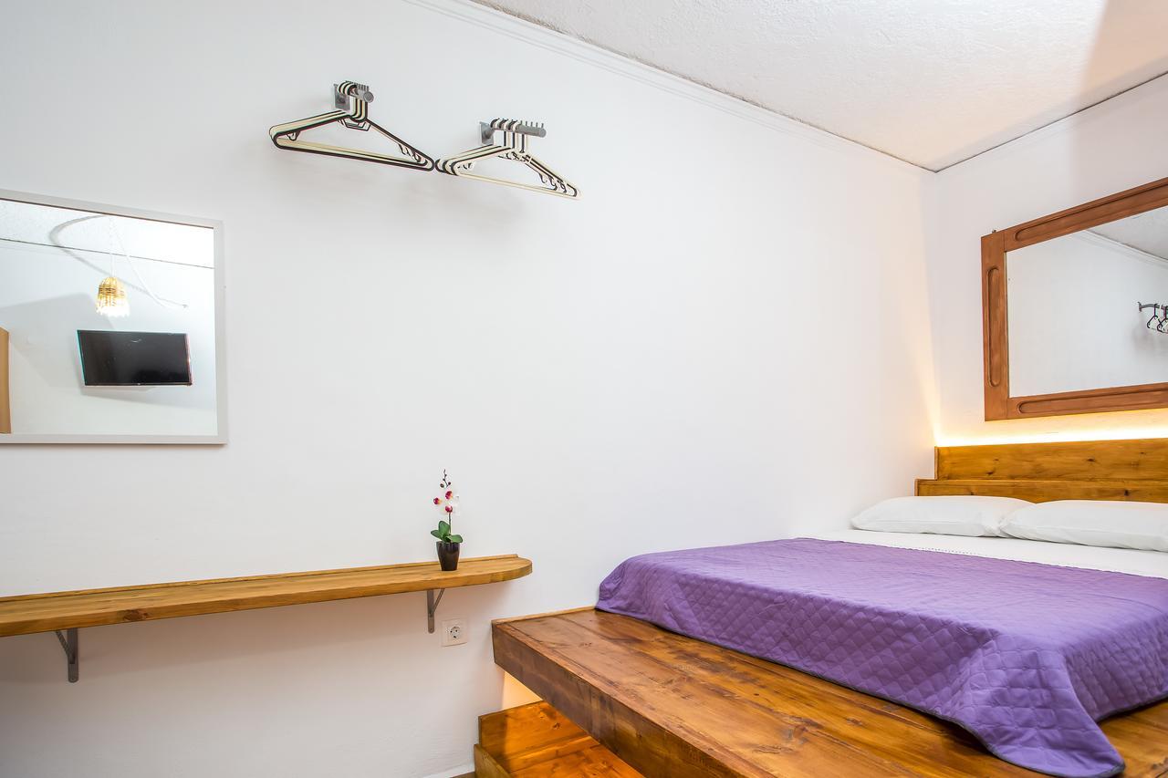Toulas Studios & Apts No2 Faliraki Bagian luar foto